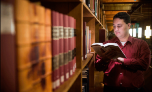 Lee más sobre el artículo Conoce a Gabriel González Núñez, escritor SUD